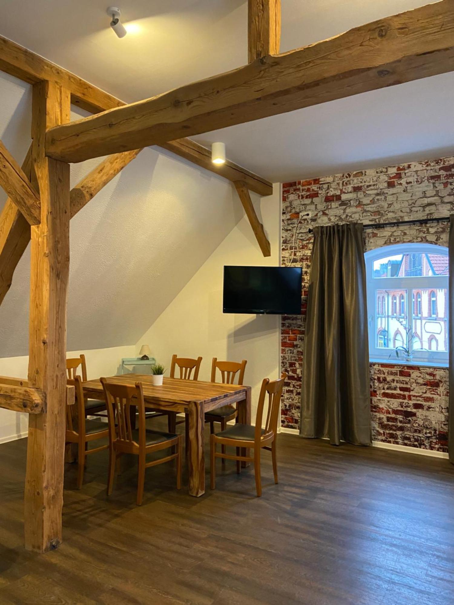 Zur Sonne "Gasthaus-Bar-Events" Poppenhausen Bagian luar foto
