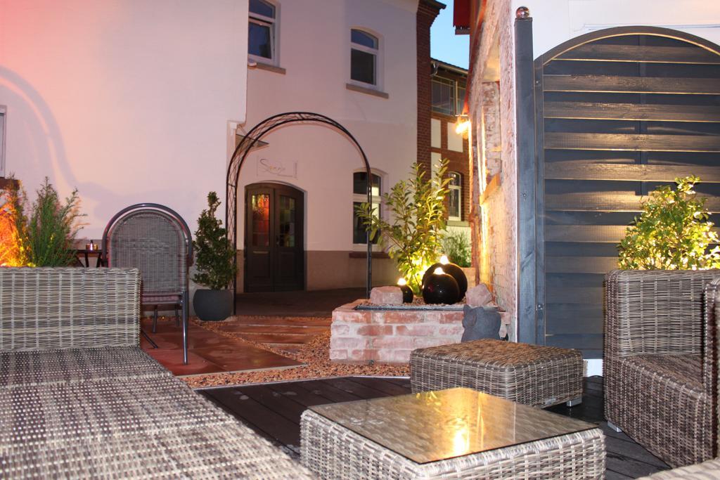 Zur Sonne "Gasthaus-Bar-Events" Poppenhausen Bagian luar foto